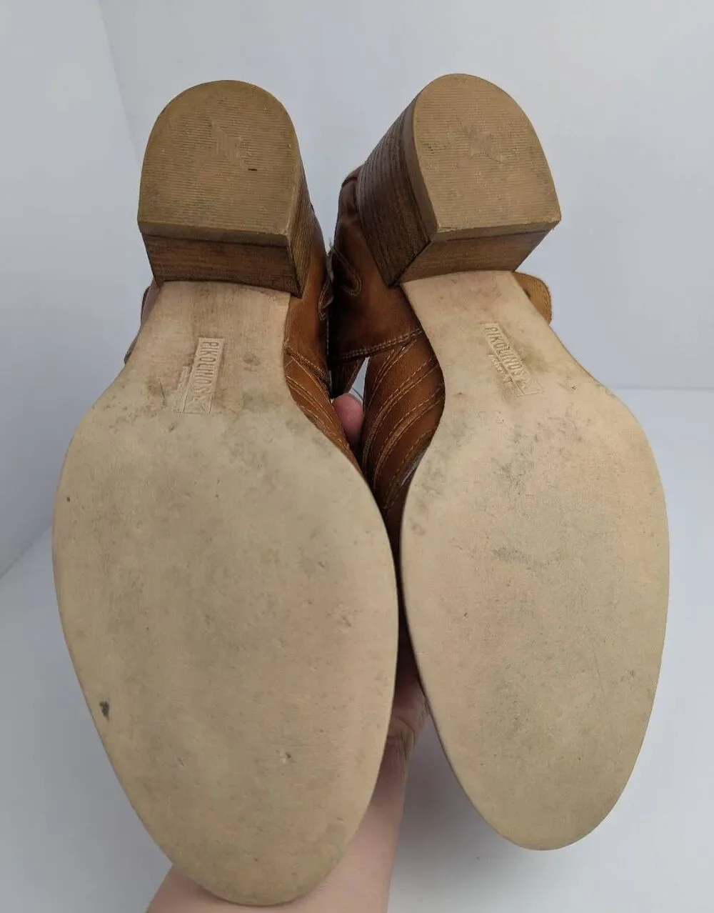 Pikolinos amber tan distressed leather closed toe sandals heels women 38 EU 8 US